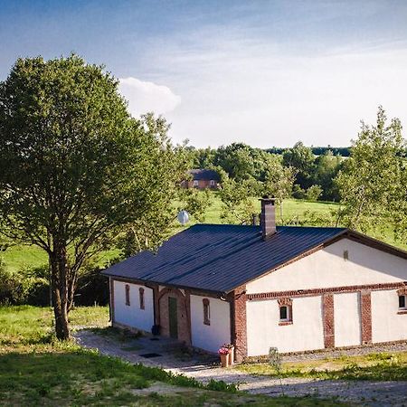 Folwark Bed and Breakfast Wierzchowiska Eksteriør billede